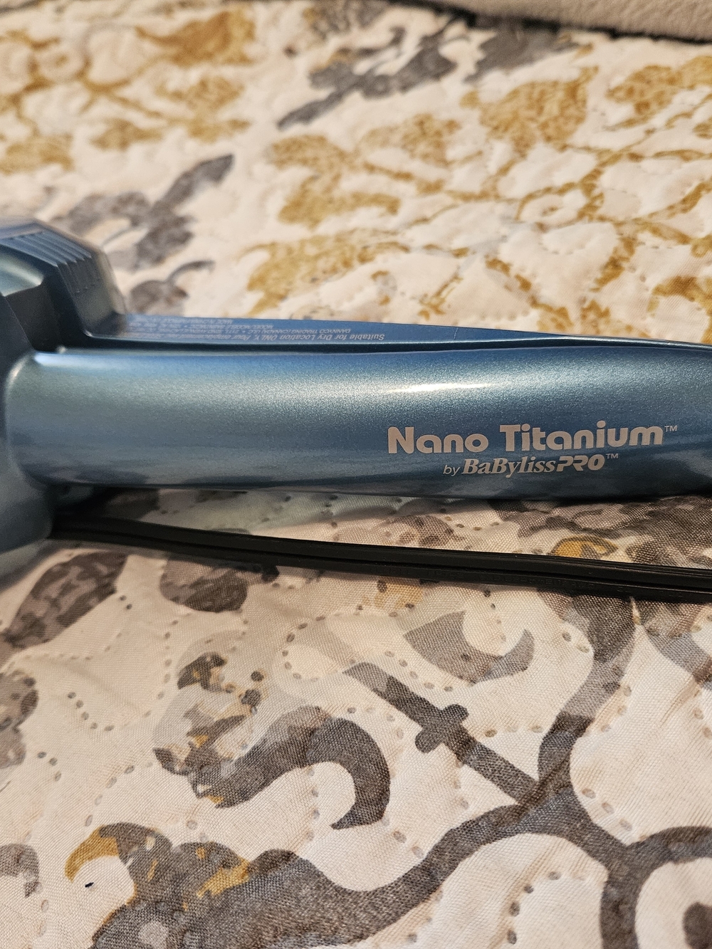 BaBylissPRO Nano Titanium Blue Flat Iron